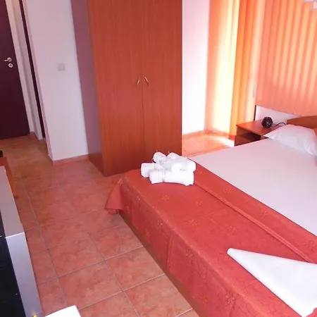 Pensiunea Iubesc Marea Гостевой дом 3*