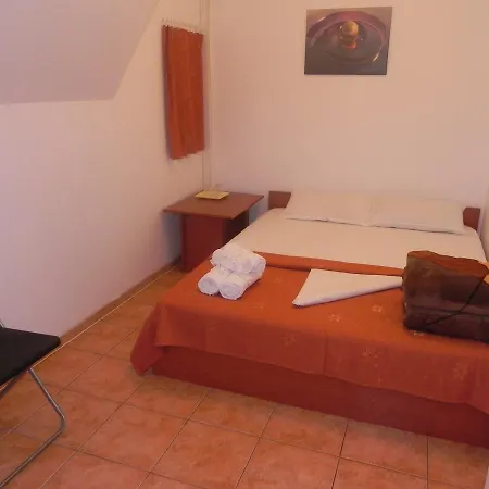 Pensiunea Iubesc Marea Гостевой дом 3*