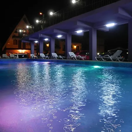 Guest house Pensiunea Iubesc Marea 3*