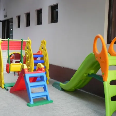 بيت ضيافة Pensiunea Iubesc Marea 3*